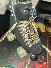 BK090/Moxi Panther SkatesBlack 5.0
