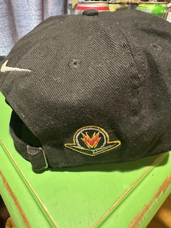 Nike Trucker Hat VTG RARE NY/NJ METROSTARS MLS CAP/HAT 90S REDBULLS - Image 3 of 4