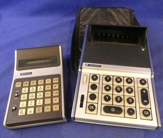 2 Sanyo CZ 8101 ICC 82 D Taschenrechner alt antik Samlg. Münster 1753