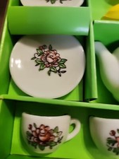 Vintage Made in Japan Child  s 13 Piece Miniature China Tea Set in original box