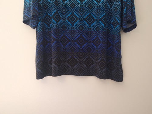 CJ Banks 2X Black & Blue Geometric Print 3/4 Sleeve Square Neck Tunic Side Slit - Picture 6 of 13