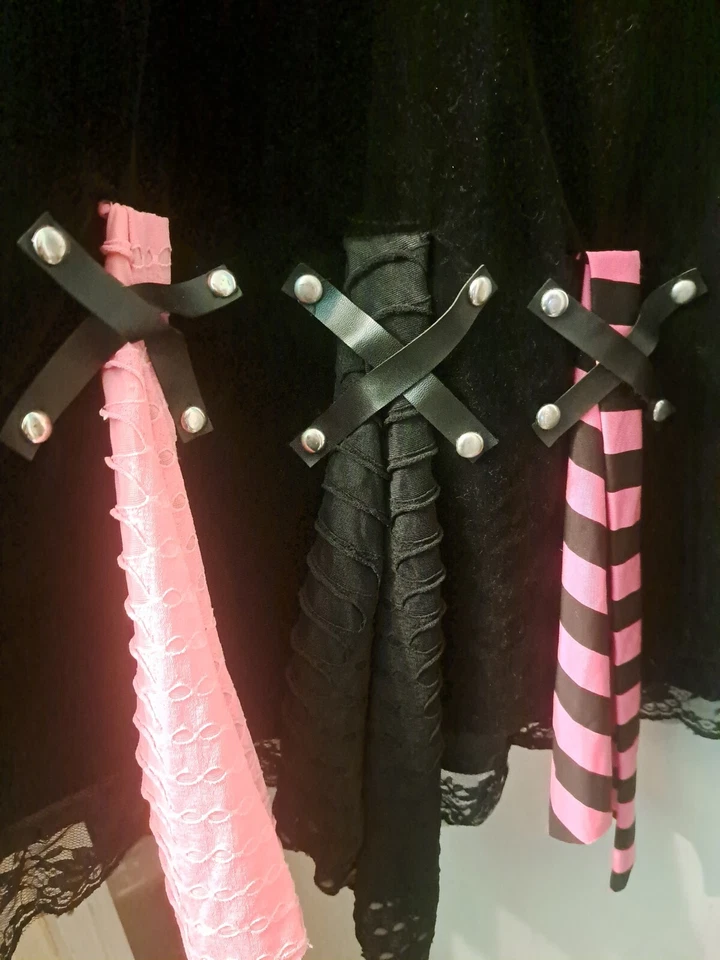 Vestido Rosa Mujer Negro y Rosa Rock Bávaro Gótico Terciopelo Disfraz Talla XL  Foto 2 de 4