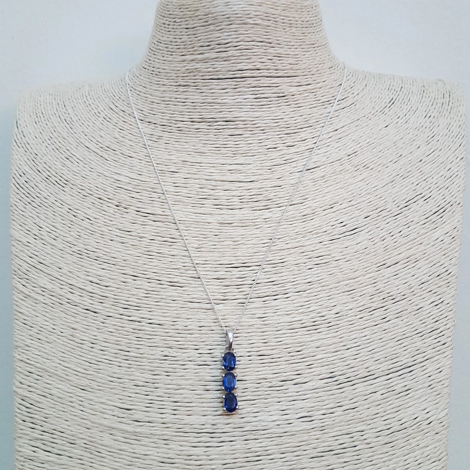 Collar de plata de ley 925, colgante de cianita azul zafiro, colgante trilogía  Foto 3 de 4