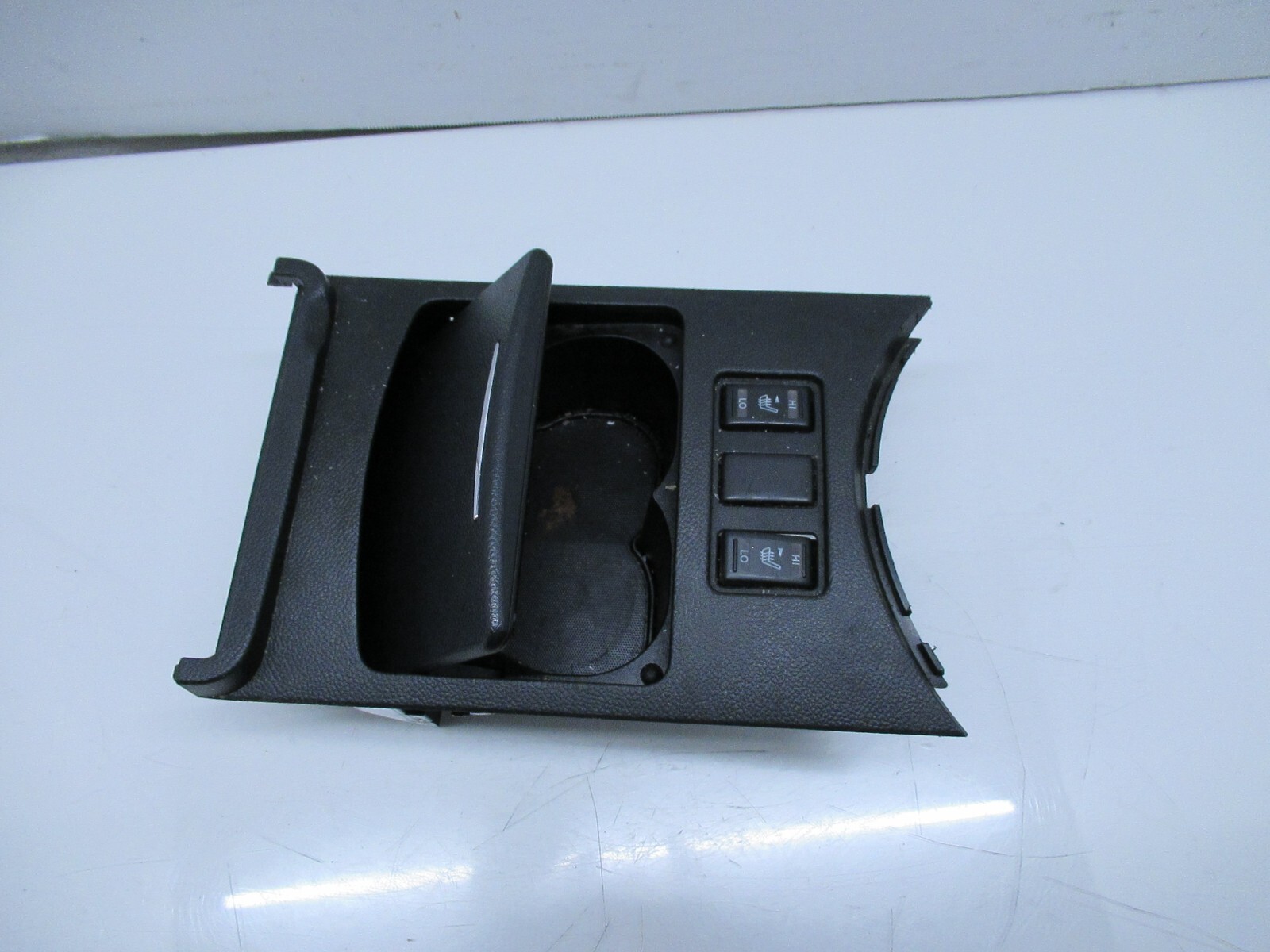 0709 INFINITI G35 G37 CENTER CONSOLE CUP HOLDER W SEAT HEAT SWITCH OEM
