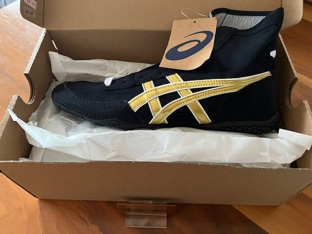 ASICS Wrestling Shoes 1083A001 Black x gold white edge Successor