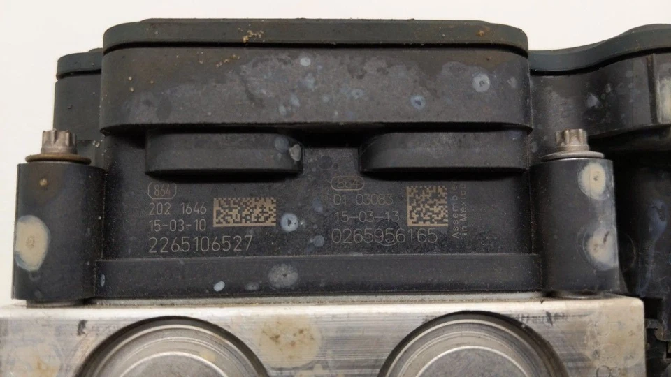 Módulo de control de bomba ABS 2015-2015 Nissan Altima WI6DT Foto 4 de 4