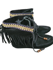 Black Fringed Size 8.5 Ankle Moccasin Boots Suede Leather