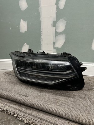 2023 Volkswagen Tiguan Right Headlight HID