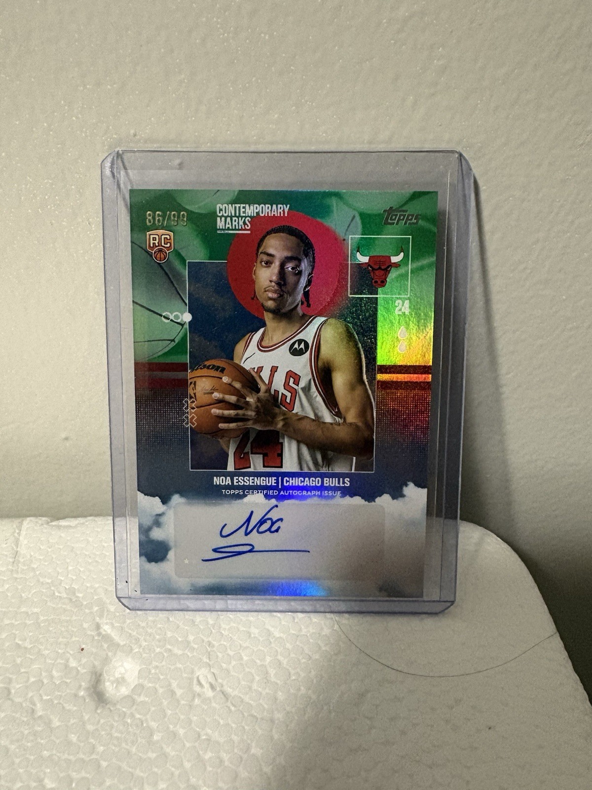 2025-26 Topps Noa Essengue Contemporary Marks Green Rainbow /99 RC Auto Bulls