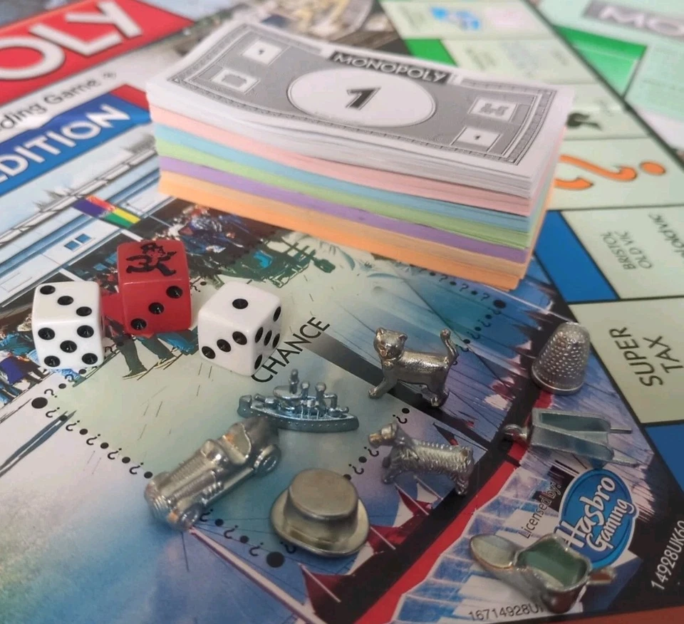 Monopoly Bristol Edition (Winning Moves 2016) 100% Complete - Image 3 of 4
