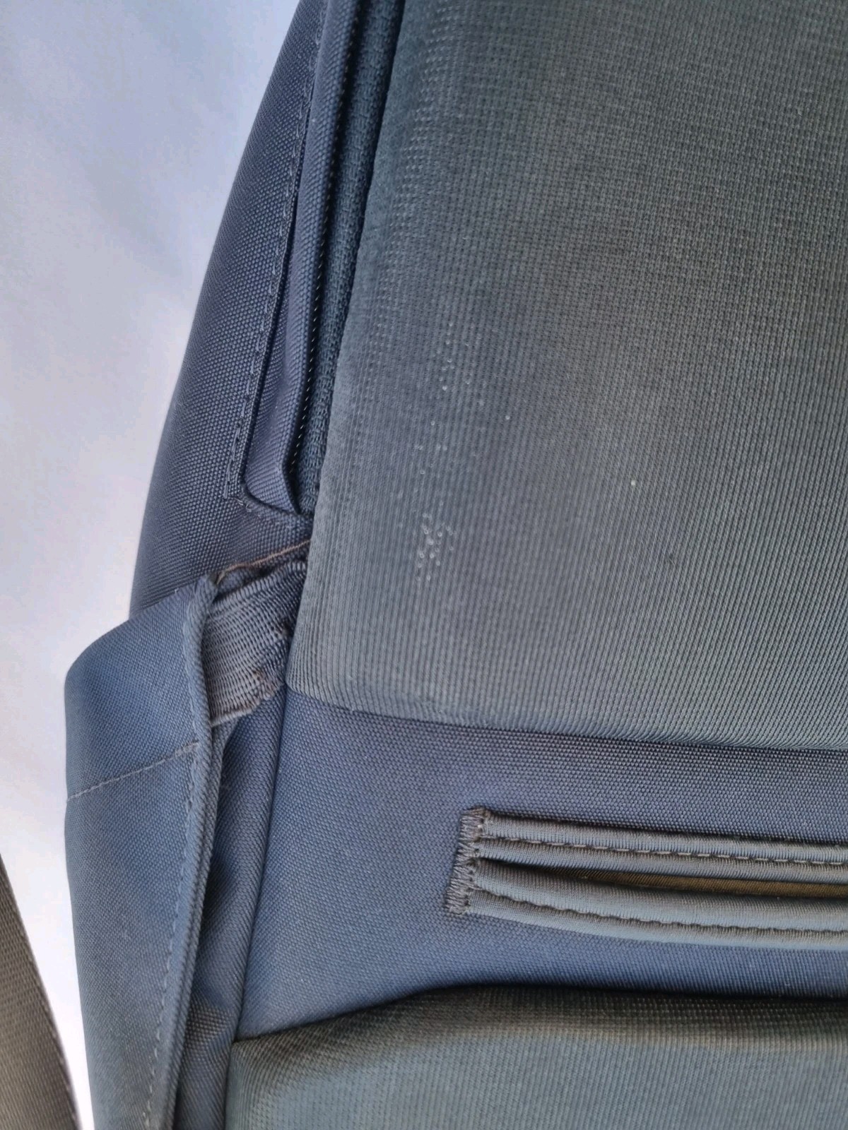Troubadour Apex Backpack 3.0 Compact Laptop Bag Unisex Navy Blue used.. image 10