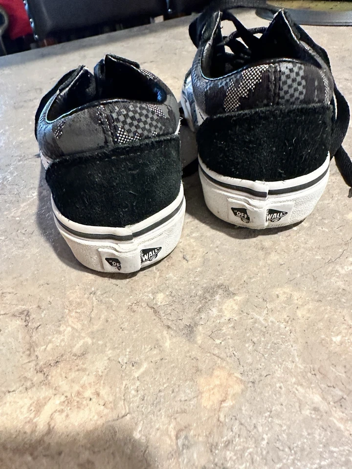 Vans Boys Off The Wall 721356 Black Casual Shoes Sneakers Size 12 - Image 4 of 4