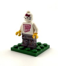 Minifigura Citizen Brick Silver Sprinkle CB Logo Torso Cabeza de Hello Kitty