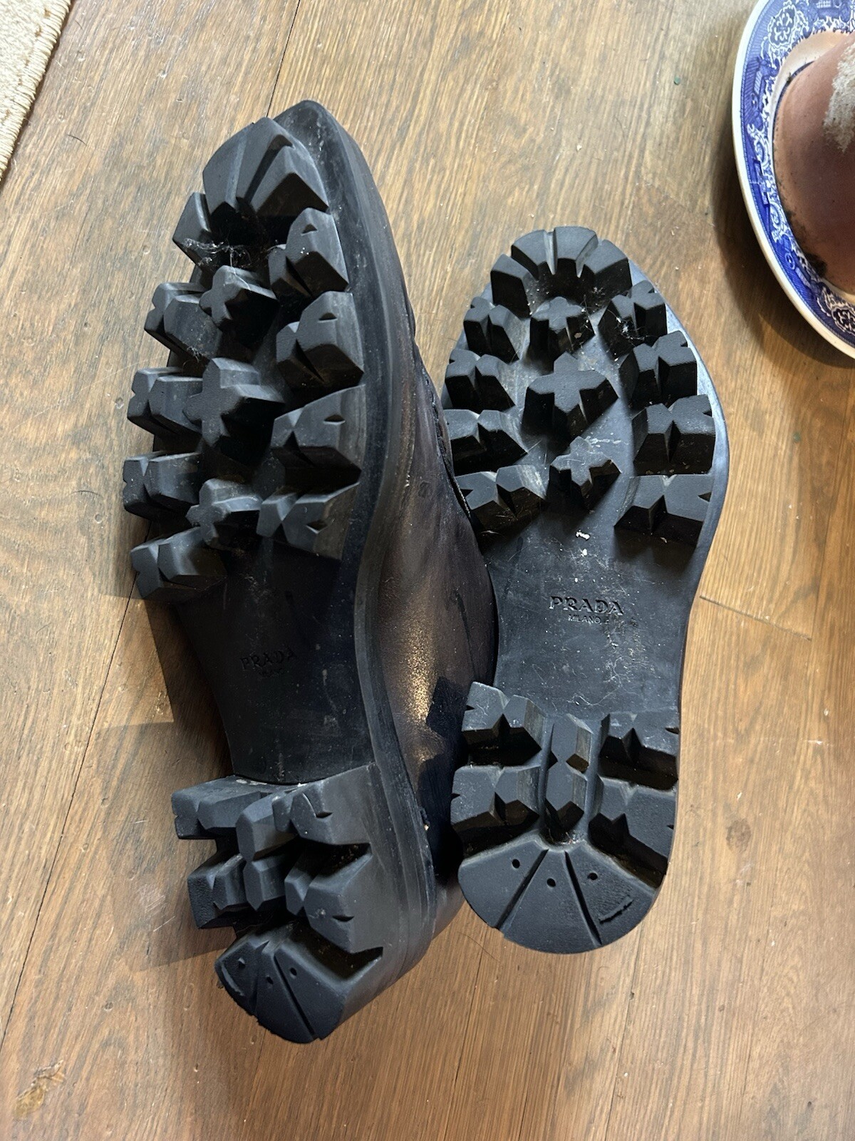 SAOLA Prada Runway AW13 Uomo Marrone Suola Squalo Derby