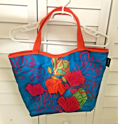 Lancome Weatherproof Beach Tote Bag Abstract Floral Bright Colors Pink Straw Int