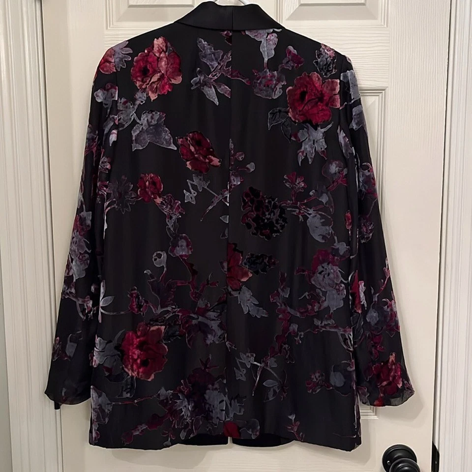 Tahari ASL Women's Black Floral Blazer Sz 6 Velvet One Button Pockets Workwear - Image 4 of 4