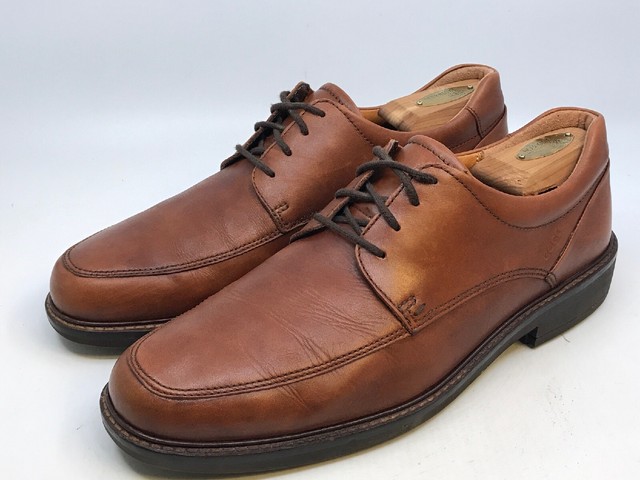 holton apron toe derby