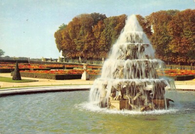  VERSAILLES - La Fontaine de la Pyramide by Girardon 