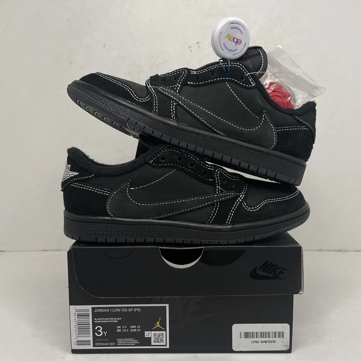 Nike sales black phantoms