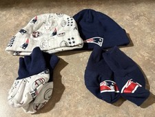 New England Patriots Infant Hats And Socks Set