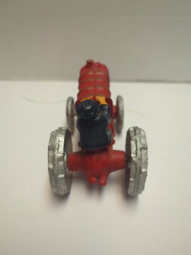 FORD Arcade Type Cast Iron Red Toy Tractor & Driver Vintage Antique W Thresher - Picture 4 of 5