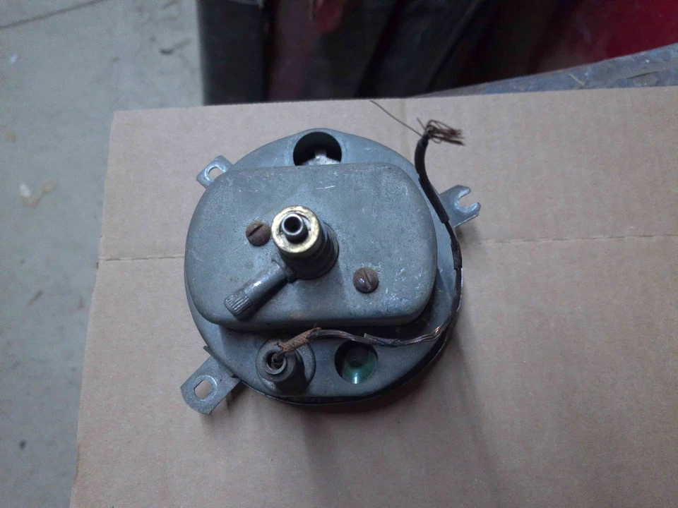 Velocímetro 1949 1950 Plymouth no painel 45K milhas NÃO TESTADO! Special Deluxe - Imagem 2 de 4