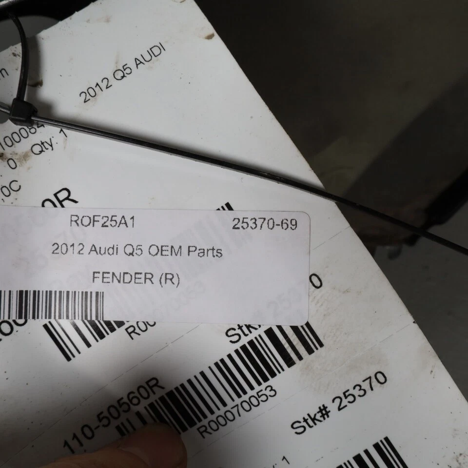 2009-2016 Audi Q5 Right Front Fender Monsoon Gray 8R0821106A OEM Used - Изображение 4 из 4