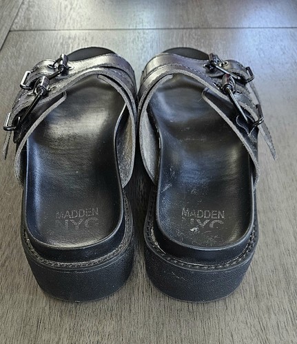 Madden NYC Womens Size 8 Lug Sole Two Band Footbed Sandals in Black Chunky - Picture 4 of 5