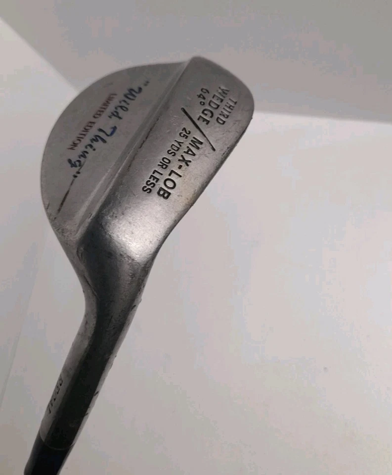 Wild Thing 25 Yrds 64 degree Lob wedge. Graphite Shaft  - Image 2 of 4