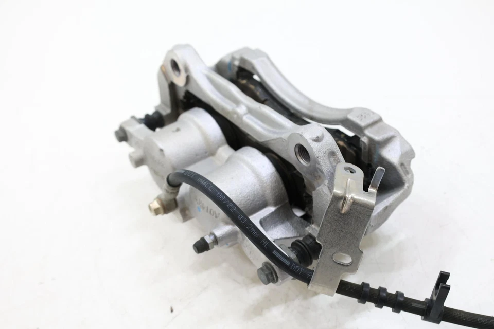 2022 - 2024 FORD EXPEDITION FRONT RIGHT SIDE DISC BRAKE CALIPER OEM ML342010AF - Image 4 of 4