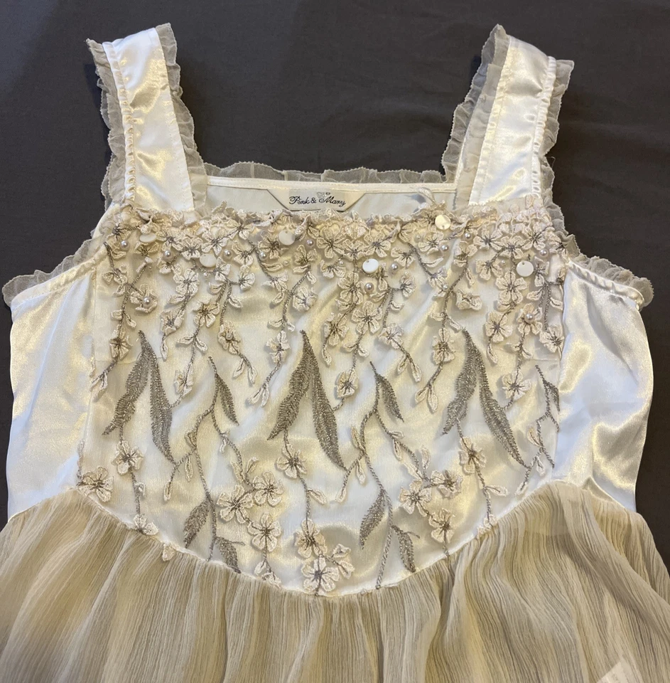 粉色和玛丽女式蕾丝花卉刺绣人造珍珠雪纺上衣,尺寸 S Flowy — 第 4/4 张图片