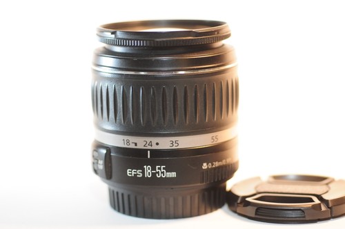 Canon EF-S 18-55mm f/3.5-5.6 Digital lens for parts repair faulty aperture unit - Picture 1 of 6