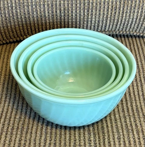 Set of 4 Fire King Oven Glass Jade-ite Swirl Bowls Nesting Set Paper Label~Nice!