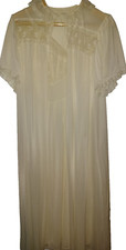 Vintage Van Raalte Peignoir Set Nightgown Robe Lace Sheer Cream Bridal Chiffon