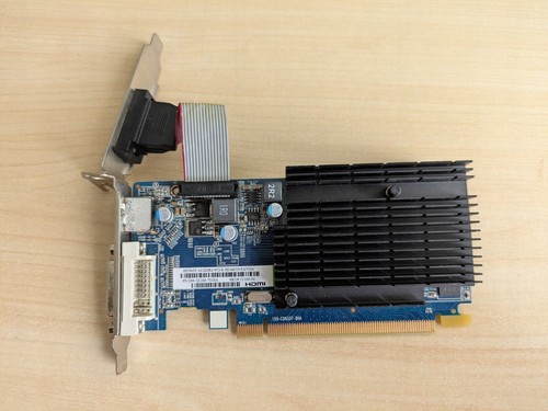 Sapphire Radeon HD 5450 1GB DDR3 Silent HDMI, DVI, VGA PCI-E Low Profile gebraucht - Bild 3 von 3