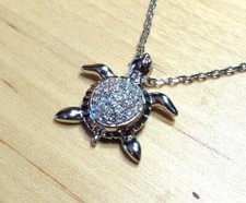 BEACH FASHION SILVER TONE RHODIUM TURTLE AND WHITE CZ STONES PENDANT NECKLACE