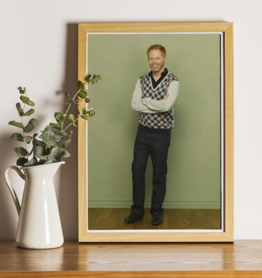 Modern Family Jesse Tyler Ferguson : 12''x8'' Professional Photo