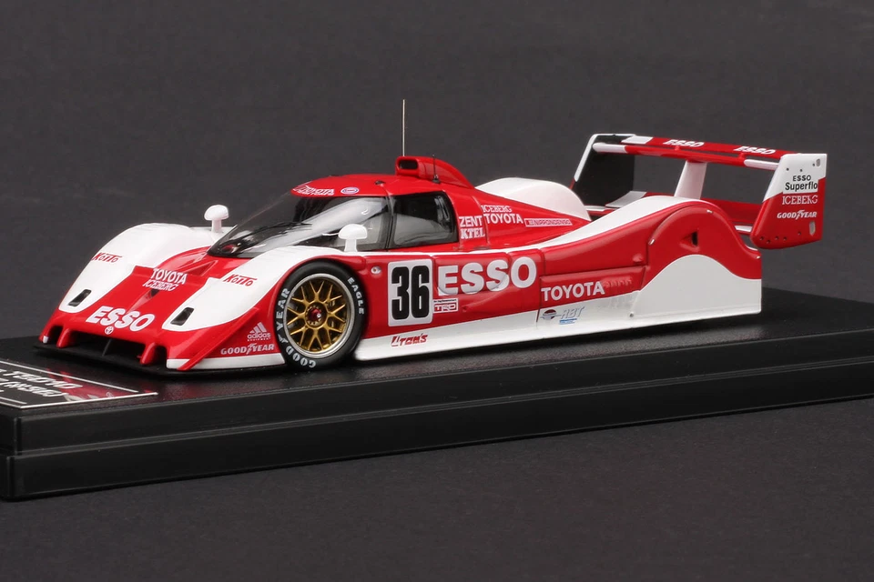 Toyota TS010 HPI #8570 1/43 Foto 3 de 4