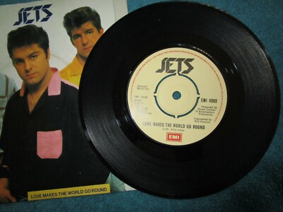 Jets   Love Makes The World Go Round EMI  Records   EMI 5262 Vinyl 7inch Single
