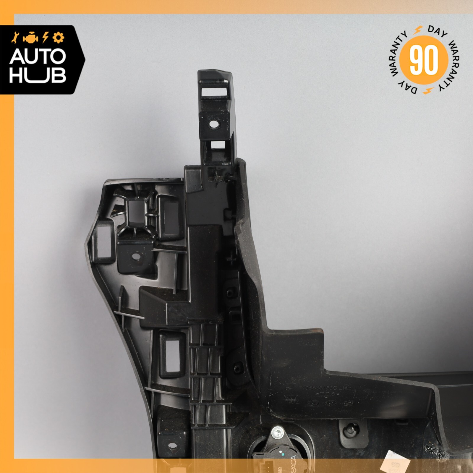 17-20 Maserati Levante S M161 Dashboard Dash Left Under Seat Knee Panel OEM 26k