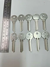 Lot 10 pc Y2/ 999A Key Blanks  / Ilco USA