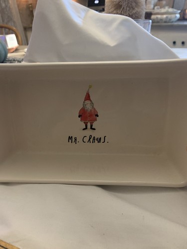 RAE DUNN ARTISAN COLLECTION MR CLAUS CHRISTMAS LOAF PAN/BAKING DISH - Picture 6 of 6