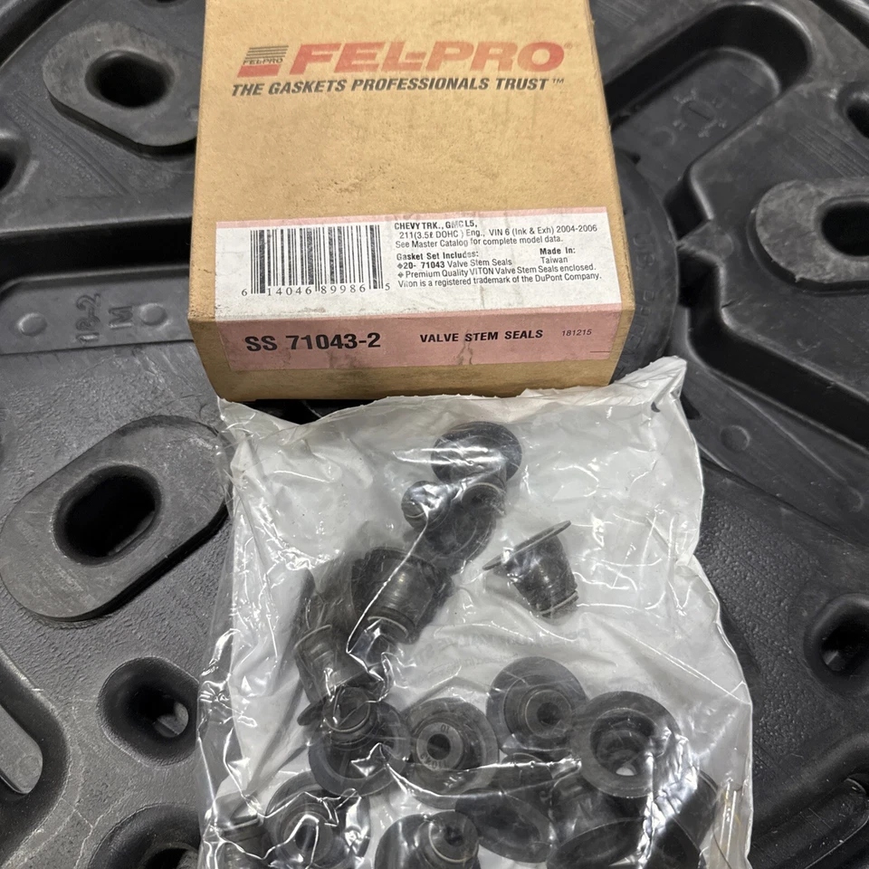SS71043-2 Felpro Set of 20 Valve Stem Seals for Chevy Hummer H3 Colorado Canyon - Image 2 of 3