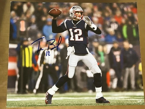 Tom Brady Signed Photo New England Patriots #12 Football