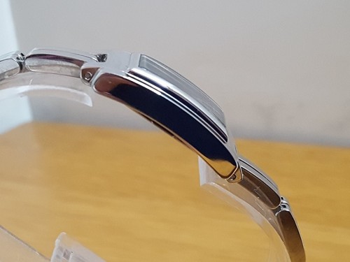 Ladies Petite Hugo Boss Steel Bracelet Rectangle Classic Cocktail Dress Watch - Picture 5 of 10