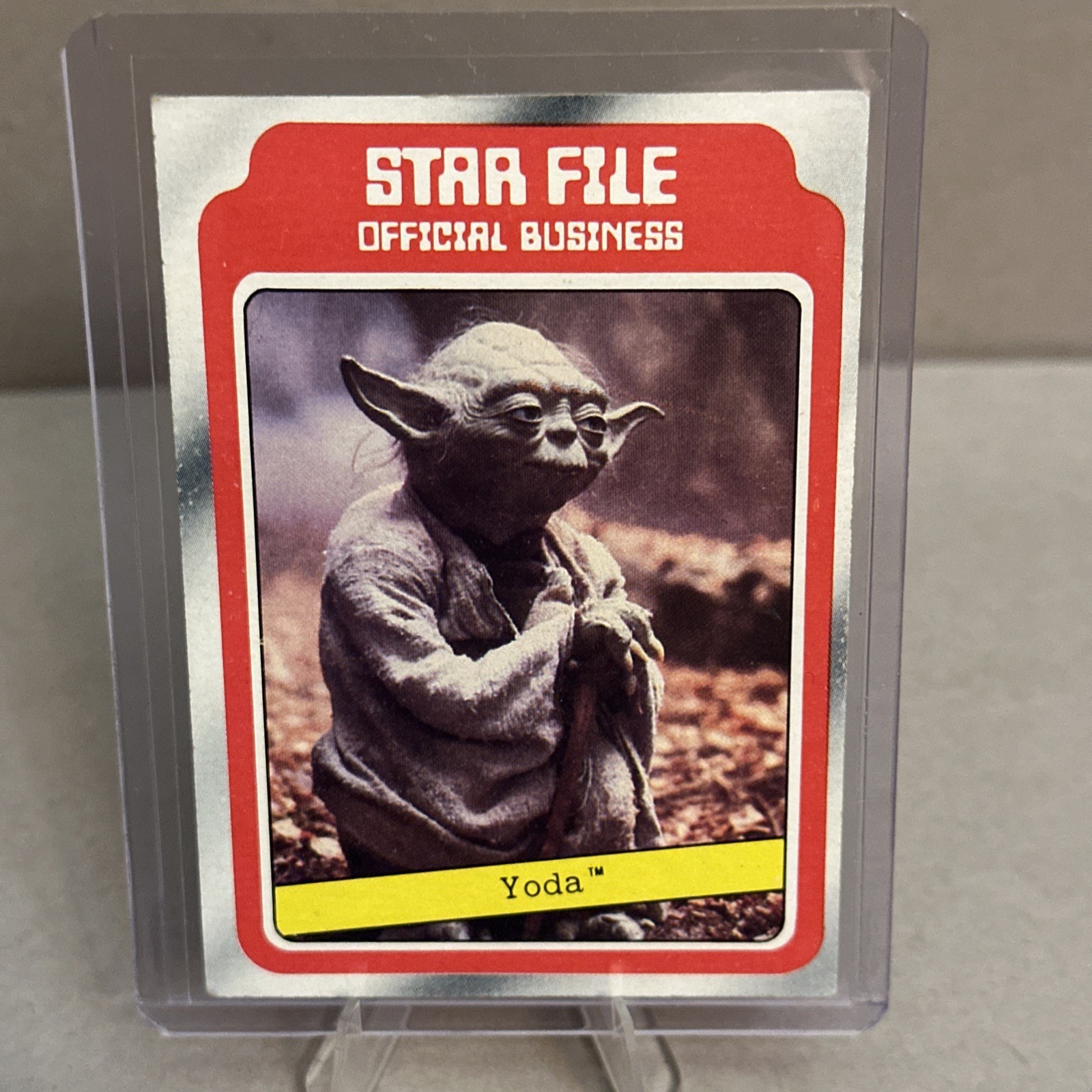 1980 Topps Star Wars The Empire Strikes Back Star File Yoda 9