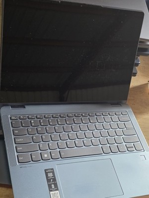 Lenovo Flex 7 14IRU8 14'' 2.2K Touch Intel Core i7-1355U 16GB 1TB SSD Power