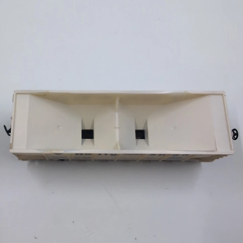 Tyco Mantua HO Holly Sugar Covered Operating Hopper All Steps & Couplers EX Cond - Image 4 of 4