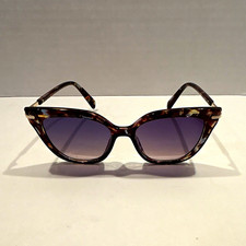KENDALL KYLIE Ceci Tortoise Shell Cat Eye Sunglasses Gray Gradient UV400