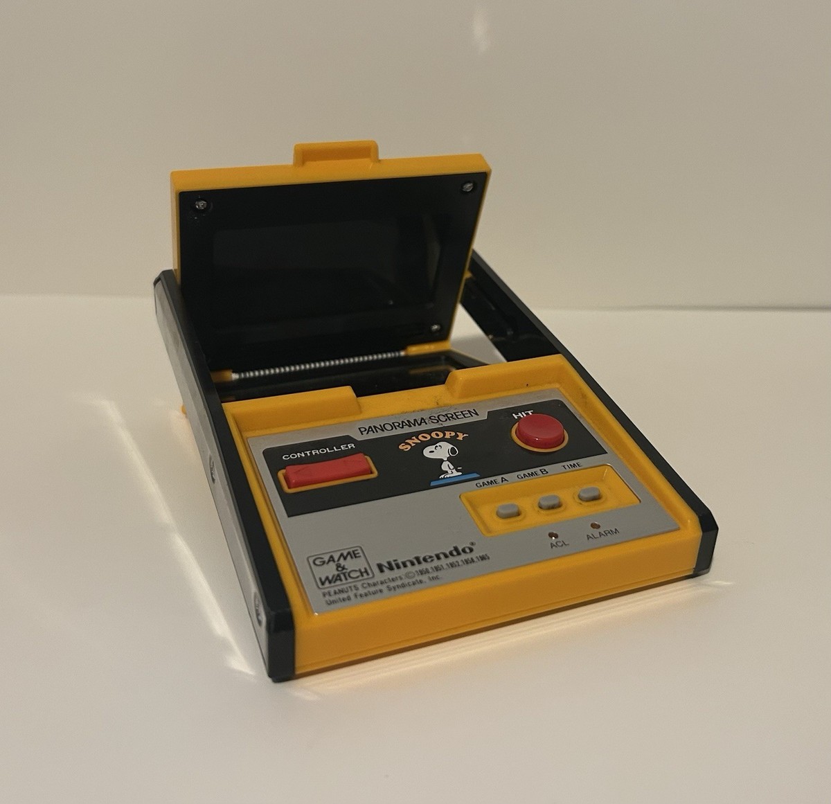 Nintendo Snoopy Panorama Screen ゲームウォッチ 1983 Vintage Nintendo 'Snoopy' Game & Watch, Panorama Screen